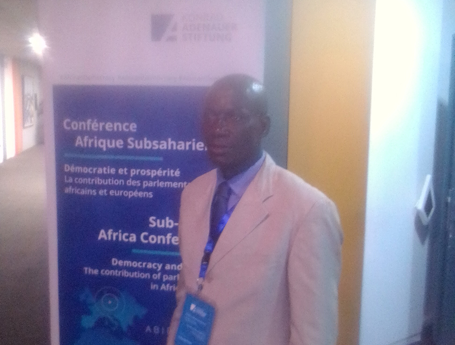 AFRIQUE  DEMOCRATIE CONSEILS (ADC)